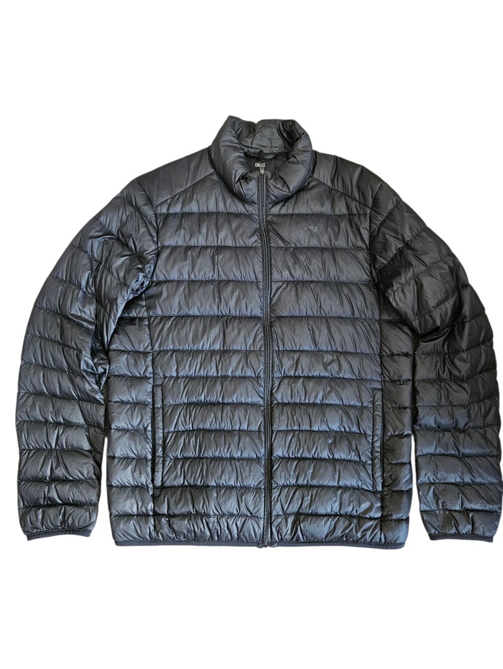 UNIQLO Mens Lightweight Packable Premium Down Puffer Jacket Black Sz Med Winter